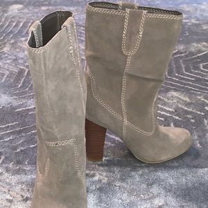 MIA SZ 6 Mushroom colored Mid Calf Heeled Boots